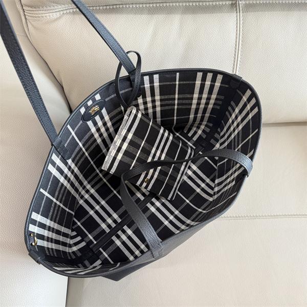 バーバリートートバッグコピー BURBERRY2026年秋冬シーズン 現代的な印象Bloomsbury_ブランド激安通販 専門店