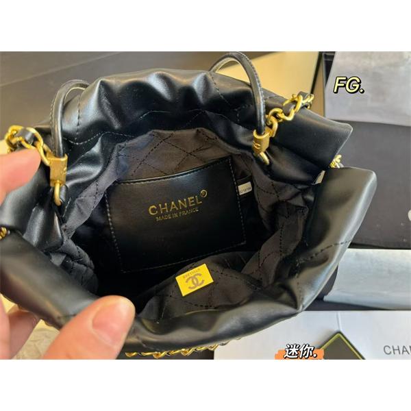 CHANEL 22 bag ミニサイズ大特価品  激安セール ミニバッグ 数量限定シャネルショルダーコピー 激安(日本最大級)