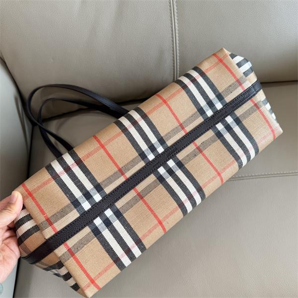 2026定番新品到来! BURBERRY バーバリー  トートバッグコピー超人気美品_ブランド激安通販 専門店