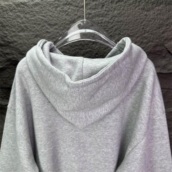 2026秋冬におすすめ着こなし ヴェルサーチパーカーコピー VERSACE  2色可選 激安(日本最大級)