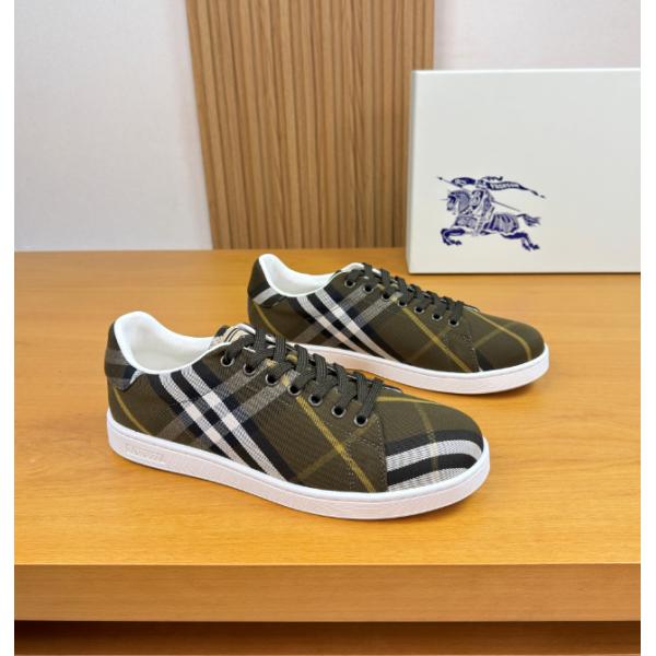 2026人気バーバリー スニーカーコピーBURBERRY カジュアルシューズ 脱ぎ履きしやすい激安通販 専門店