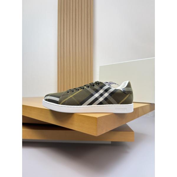 2026人気バーバリー スニーカーコピーBURBERRY カジュアルシューズ 脱ぎ履きしやすい激安通販 専門店
