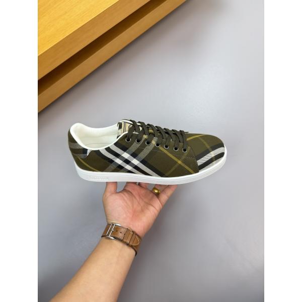 2026人気バーバリー スニーカーコピーBURBERRY カジュアルシューズ 脱ぎ履きしやすい激安通販 専門店