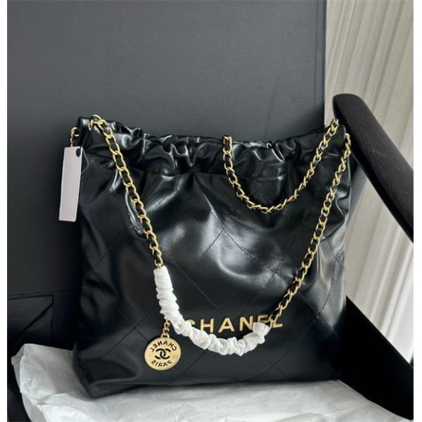 金具2026秋冬におすすめ着こなしお洒落CHANEL 22シャネルショルダーバッグ  コピー 激安(日本最大級)