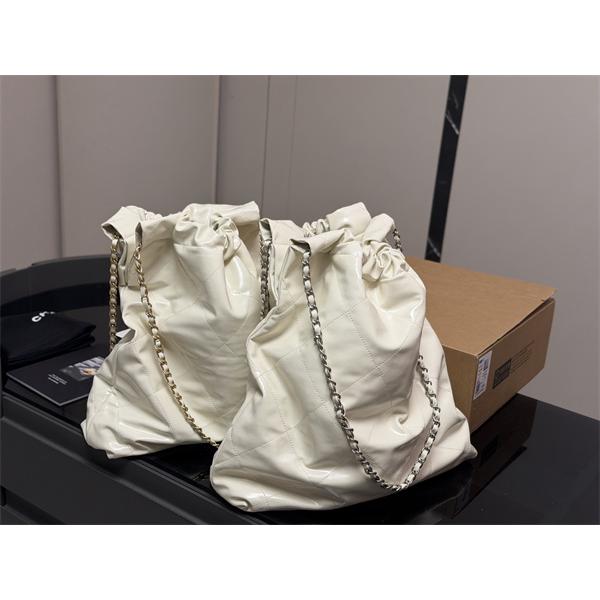 CHANEL 22普段使いもオフィスもOK 2026おしゃれシャネルショルダーバッグ_ コピー 激安(日本最大級)