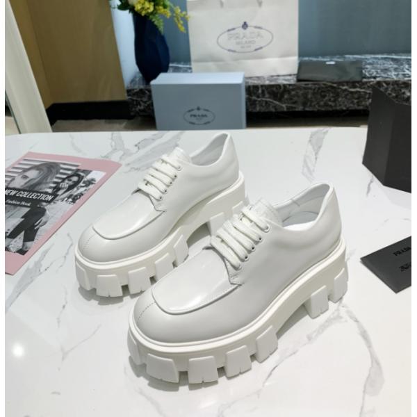 美品！2026春夏 PRADA プラダ ブーツスーパーコピーブランド激安通販 専門店