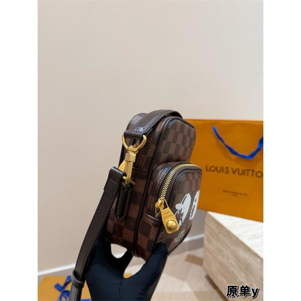 LV x NigoコラボAmazone新作2026話題となるルイ ヴィトン ショルダーバッグコピー 激安(日本最大級)