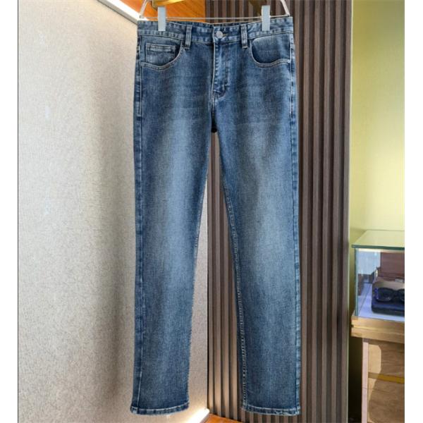 ARMANIアルマーニシーズンコピー 通販シルエットストレッチオール活躍度満点