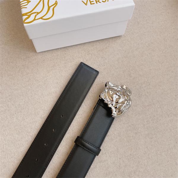 HOT新品ポーチ 2026年モデル入荷 ヴェルサーチベルトコピー VERSACE 人気定番 激安(日本最大級)