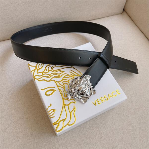 HOT新品ポーチ 2026年モデル入荷 ヴェルサーチベルトコピー VERSACE 人気定番 激安(日本最大級)