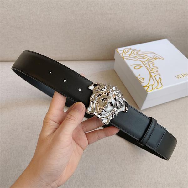 HOT新品ポーチ 2026年モデル入荷 ヴェルサーチベルトコピー VERSACE 人気定番 激安(日本最大級)