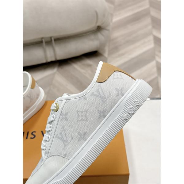 今季マストアイテム ルイ ヴィトンスニーカーコピー LOUIS VUITTON 激安(日本最大級)