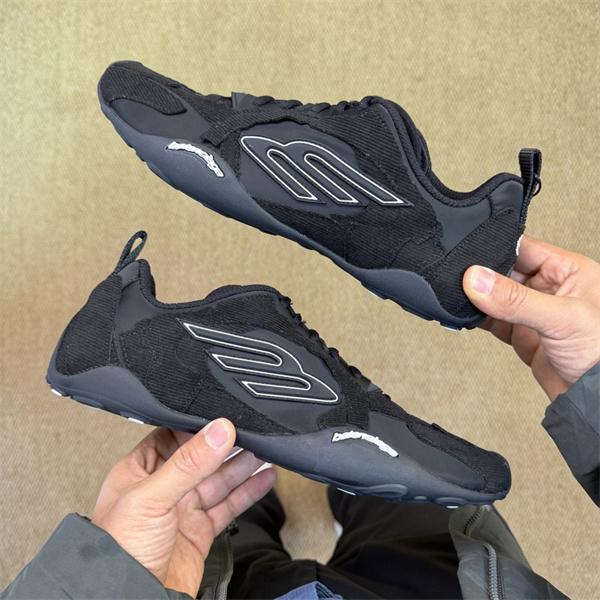 BALENCIAGA XA 20代 MONDAY ULTRA人気バレンシアガスニーカー スーパーコピーブランド激安通販 専門店