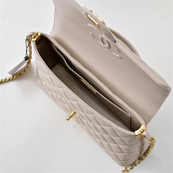 Chanel シャネルショルダーバッグコピー レディース  通販ショッピング