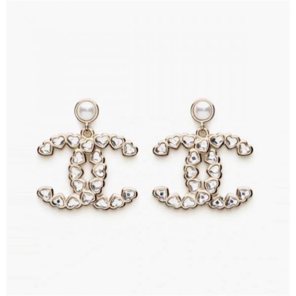 シャネルピアスコピー 最新トレンド2026年春夏コレクション_激安(日本最大級)