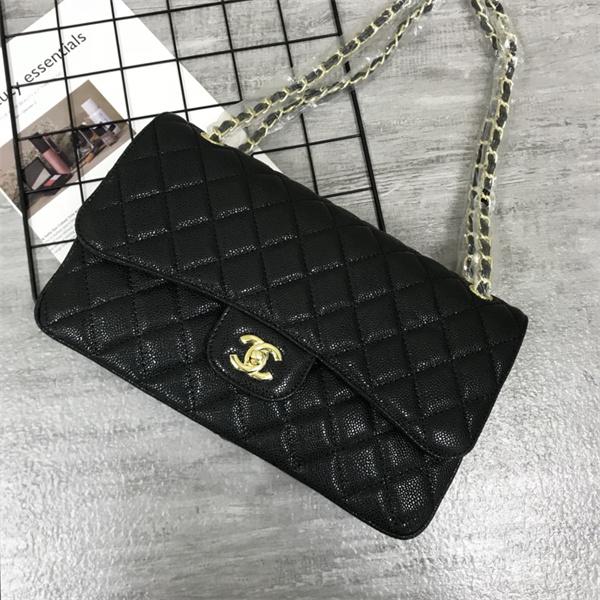 高評価人気品　オシャレに欠かせない！　2026最新作_シャネルショルダーバッグコピー 激安(日本最大級)