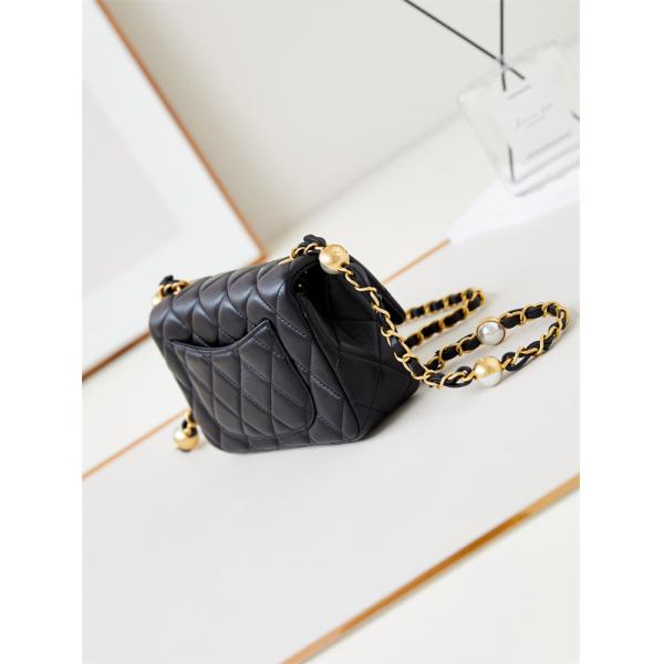 24Bおしゃれな着こなし シャネルショルダーバッグコピー 激安(日本最大級)