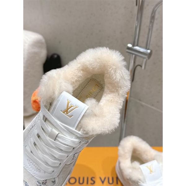 新品 2026年トレンド情報 LOUIS VUITTON ルイ ヴィトン カジュアルシューズコピー 激安(日本最大級)