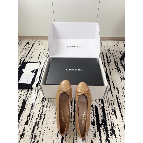 17色可選 カジュアルシューズ 絶妙な雰囲気 2026年春夏シーズンに登場  シャネル靴コピー 激安(日本最大級)