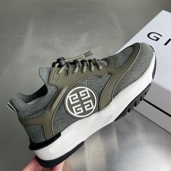 一日中快適な履き心地に仕上げた GIVENCHYスニーカー コピー ジバンシー