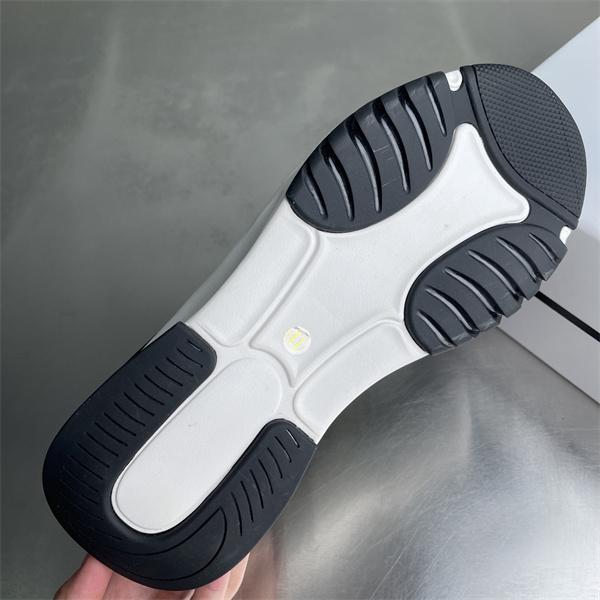 一日中快適な履き心地に仕上げた GIVENCHYスニーカー コピー ジバンシー