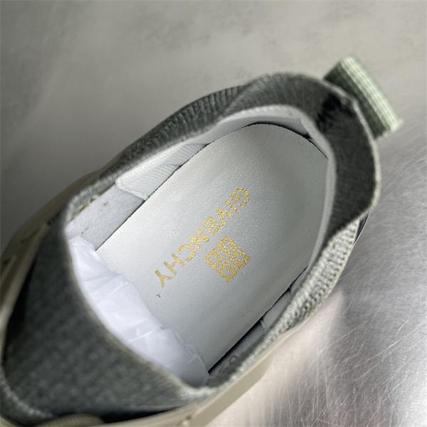 一日中快適な履き心地に仕上げた GIVENCHYスニーカー コピー ジバンシー