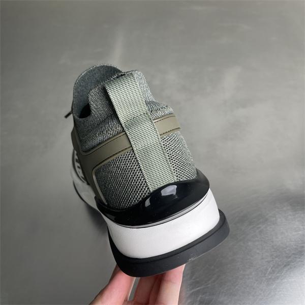 一日中快適な履き心地に仕上げた GIVENCHYスニーカー コピー ジバンシー