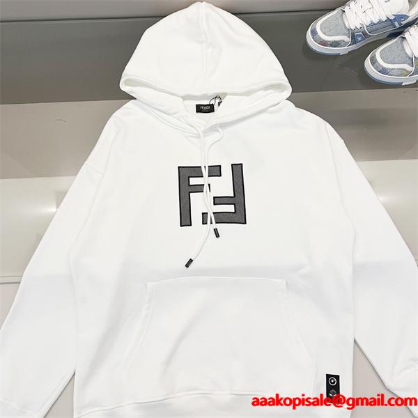 今季新登場 2026新作定番 着心地抜群 FENDI フェンディ コピー パーカー