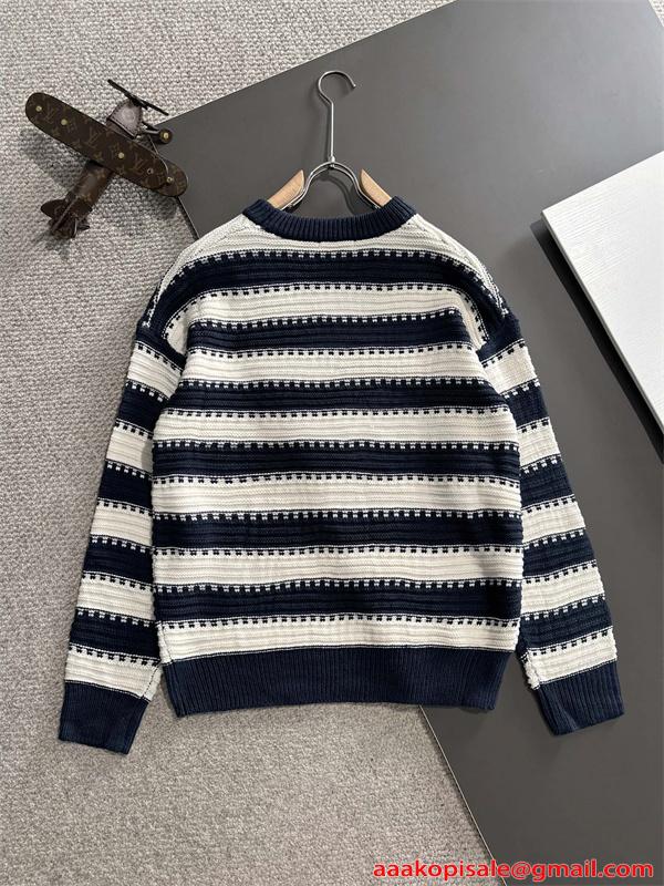 トレンド最前線 ネイビー Canada Goose カナダグース コピー ニット お洒落 防寒対策 新作