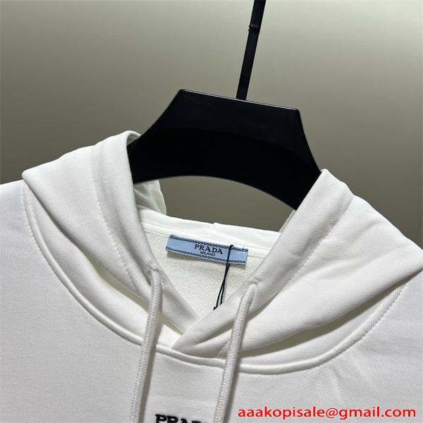 注目 新作 洗練ン フルジップ PRADA プラダ コピー フーディー 日常コーデ
