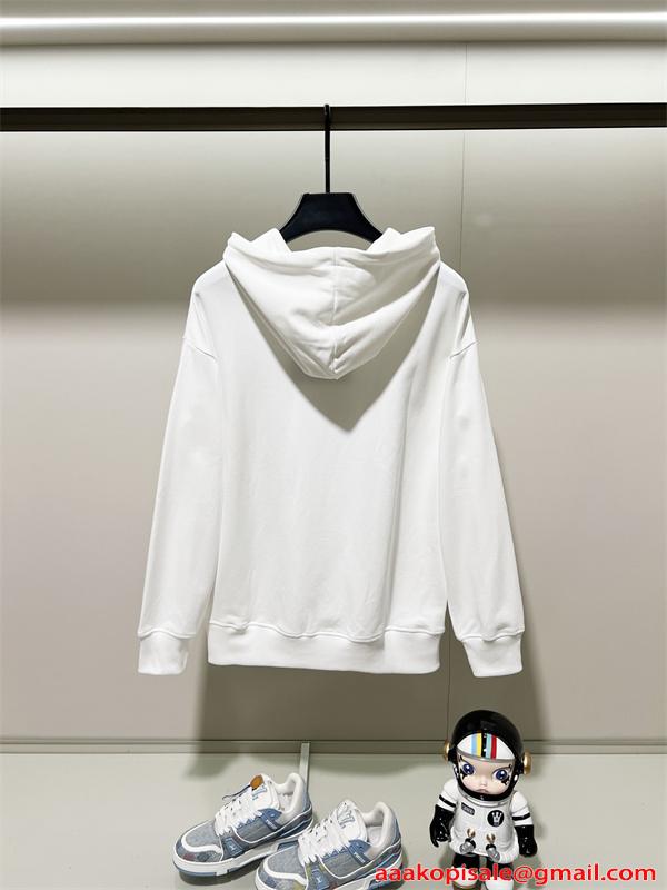 注目 新作 洗練ン フルジップ PRADA プラダ コピー フーディー 日常コーデ