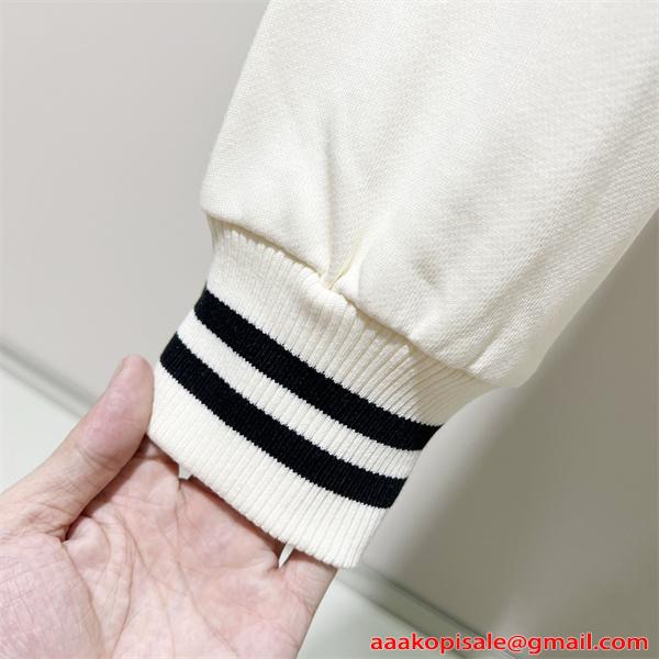 本格派 モード系 2026新作 ジップパーカー 大人スタイル PRADA プラダ コピー