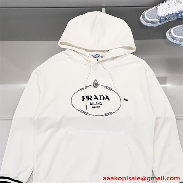  PRADA プラダ コピー 上質素材 清潔感 モノトーン アートン パーカー 2026新作