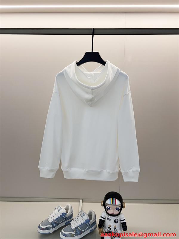 清潔感 上質 定番シルエット 2026新作 パーカー PRADA プラダ コピー