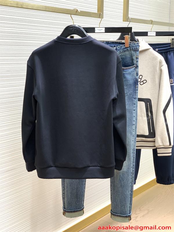 PRADA プラダ コピー 期間限定 上品 人気 シンプル 2026新作 スウェット