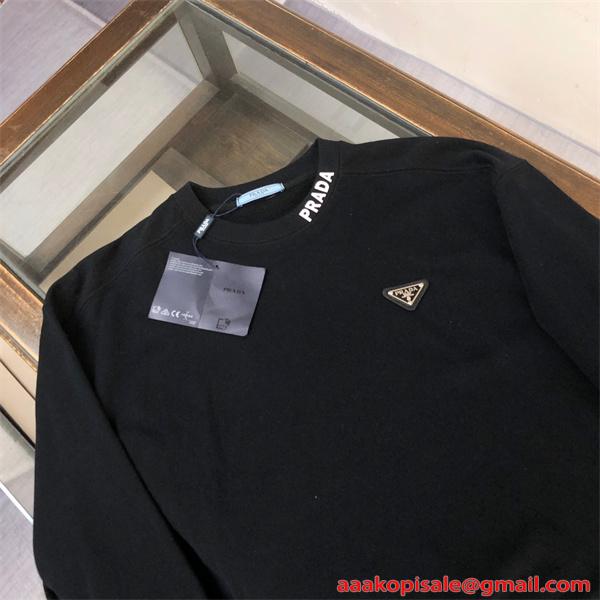 PRADA プラダ コピー 高級感重視 シンプルモード 冬対応 ブラック スウェット