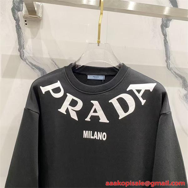存在感抜群 2026新作 洗練ブラック PRADA プラダ コピー スウェット トレンド 