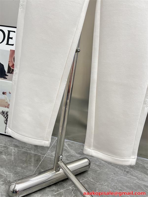 PRADA プラダ コピー ホワイト スウェットパンツ おすすめ 着心地抜群