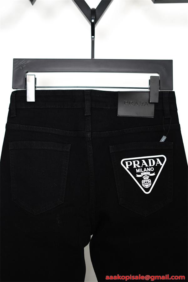 高級感漂う PRADA ブラック デニム パンツ 定番人気 プラダ コピー