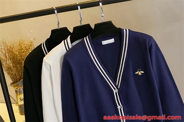 GUCCI グッチ コピー  カーディガン メンズ Vネック 刺繍 ネイビー 上品 定番アイテム