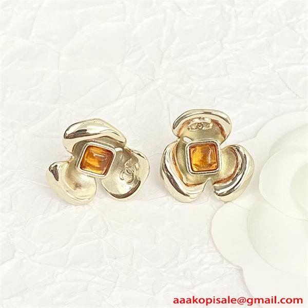 CHANEL シャネル コピー イヤリング アンバーカラー ゴールド 厚みあり レトロ 高級感