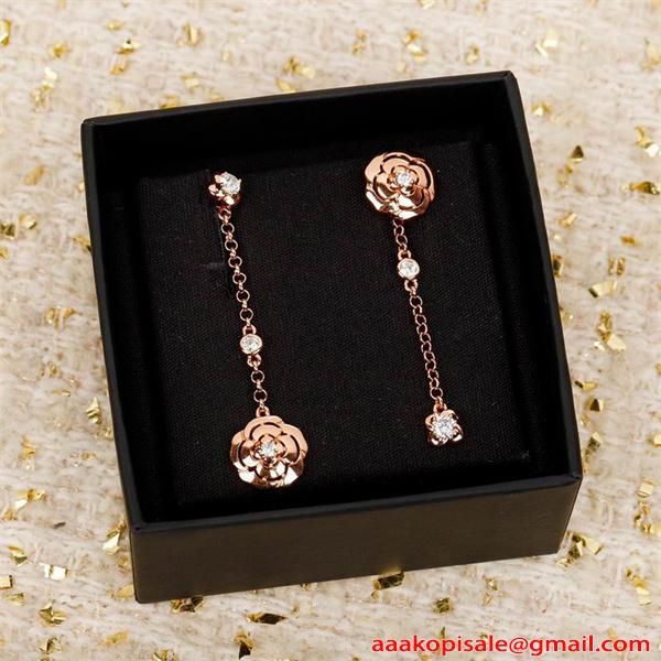 入手困難 ピアス CHANEL シャネル コピー 2026新作 ストーン 揺れる デザイン