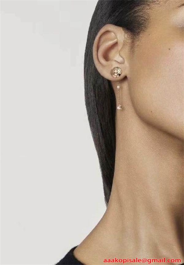 入手困難 ピアス CHANEL シャネル コピー 2026新作 ストーン 揺れる デザイン