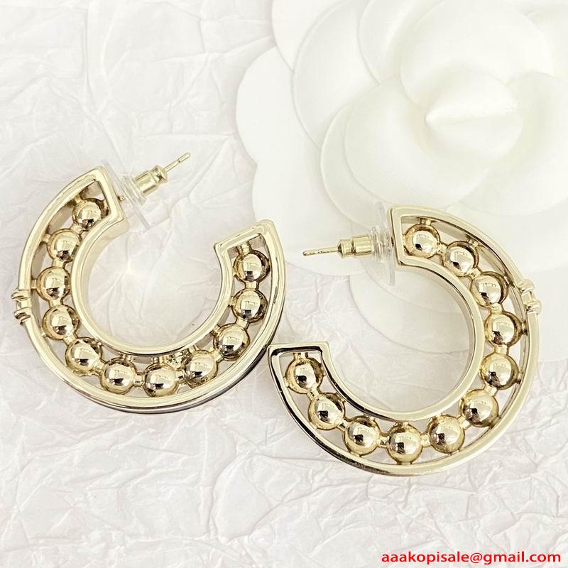 ピアス パール ブラック ゴールド 2026新作 高級感 CHANEL シャネル コピー