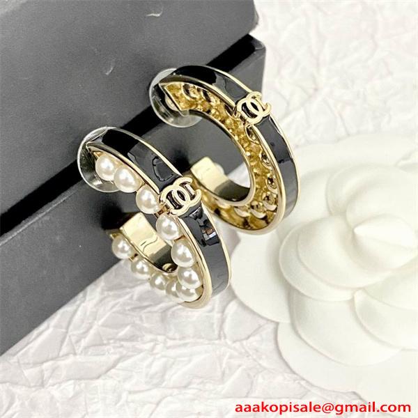 ピアス パール ブラック ゴールド 2026新作 高級感 CHANEL シャネル コピー