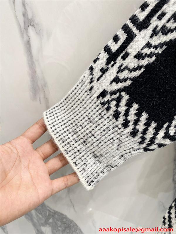 話題アイテム GIVENCHY ジバンシィ コピー ニットセーター 大人モード 存在感抜群 2026新作