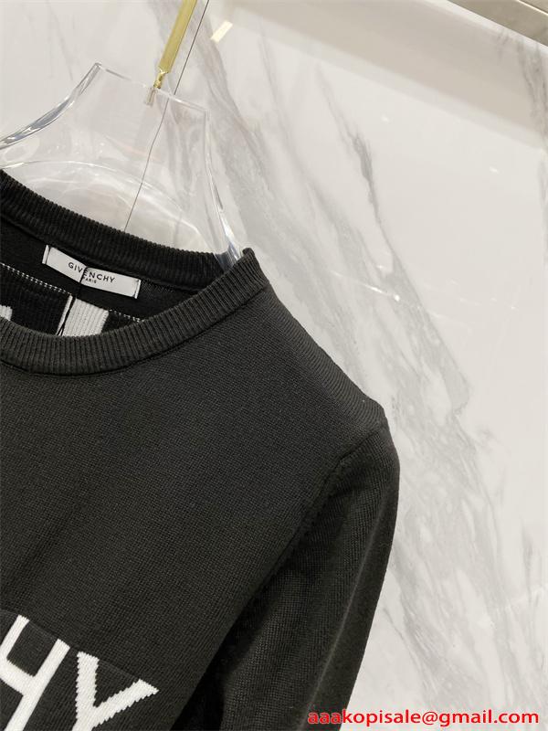 GIVENCHY ジバンシィ コピー 注目 プリント ロングTシャツ 柔らかコットン 通気快適