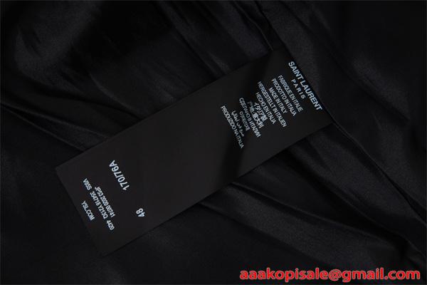 SAINT LAURENT イヴ・サンローラン コピー ブルゾン 立体 防風 重厚感 モード 2026新作コーデ