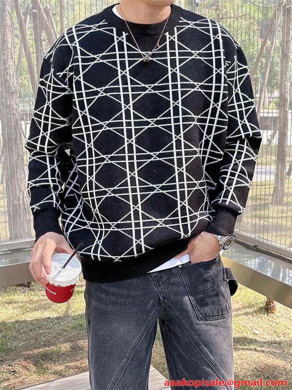 VALENTINO ヴァレンティノ コピー セーター 立体編み ゆったり モード映え 秋冬主役