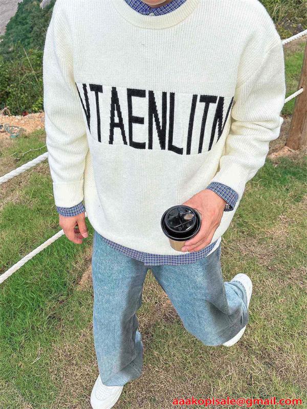 存在感抜群 VALENTINO ヴァレンティノ コピー セーター 厚手 防寒 高級感 新作モデル